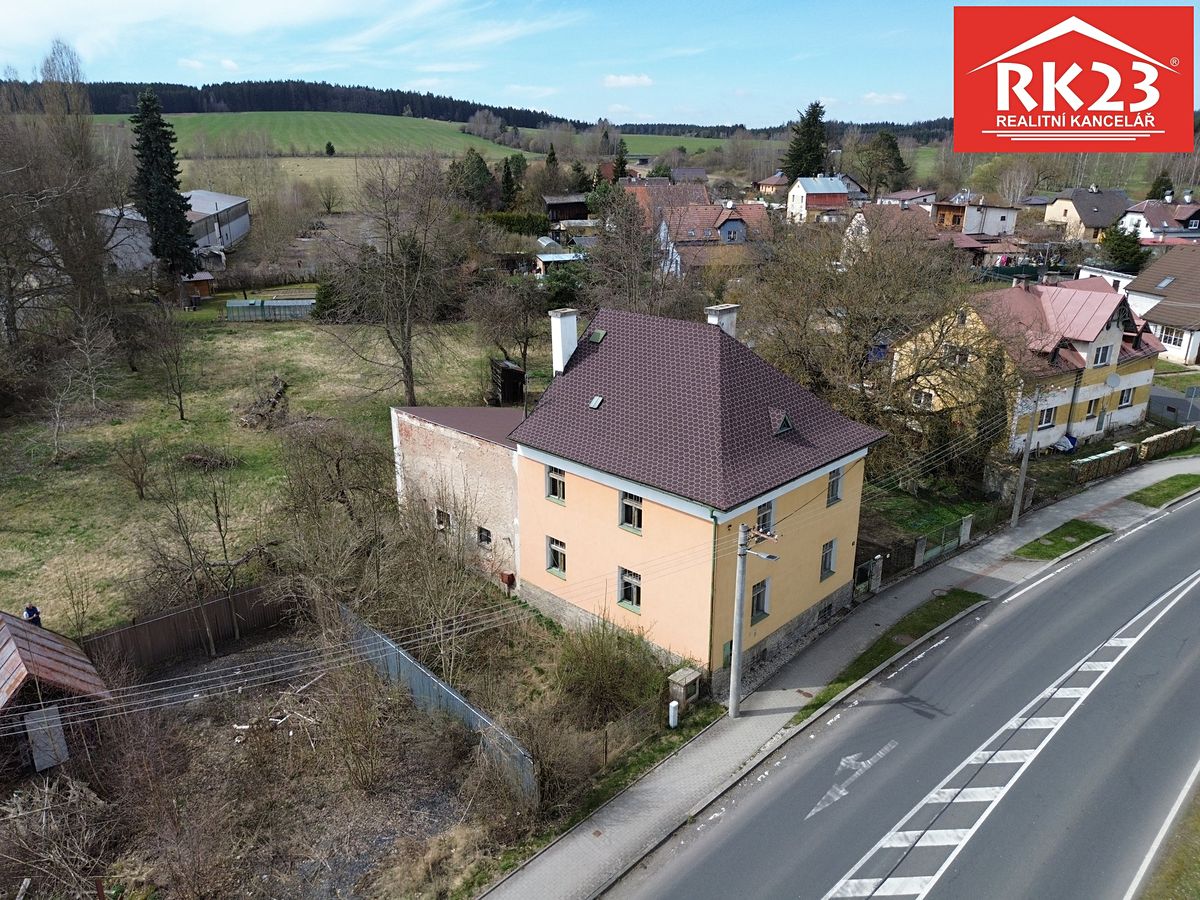 Prodej rodinného domu 153 m², pozemek 1974 m²